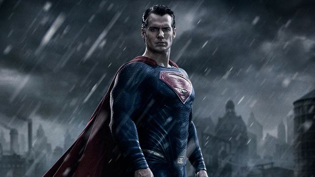 Un faux scénario pour "Batman v Superman", deux inconnus au casting de "Star Wars 7", une Director's cut pour "X-Men : Days of Future Past", des images inédites de "Star Wars 7"...