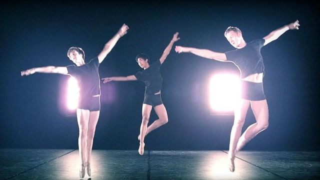 DANCERS Bande-annonce