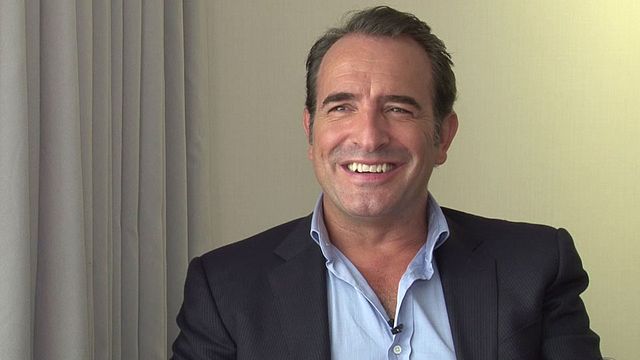 Jean Dujardin se confie sur son tournage avec Claude Lelouch pour "Un + une" : "Claude Lelouch est un homme rare. On aimerait qu'il dure 150 ans pour qu'il fasse encore 50 films".