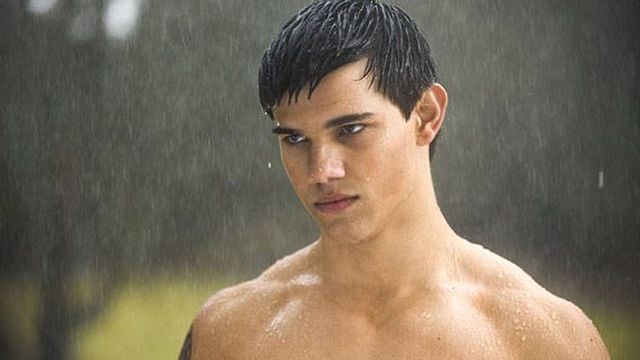 "Tomber la, tomber... tomber la chemise !"
