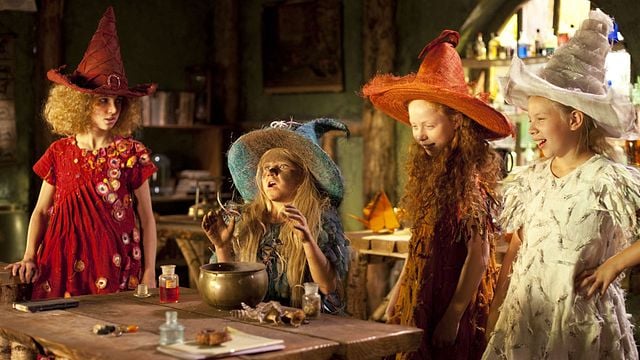 Fuchsia, la petite sorcière Bande-annonce