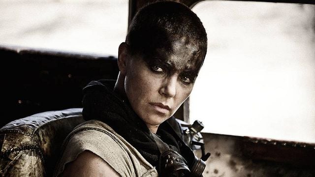 De "Monster" à "Scandale", en passant par "Mad Max : Fury Road", retour sur les transformations les plus impressionnantes de la carrière de Charlize Theron.