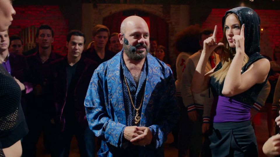 Pitch Perfect 2 Vost Extrait du film Pitch Perfect 2 - Pitch Perfect 2 - EXTRAIT VOST "90s